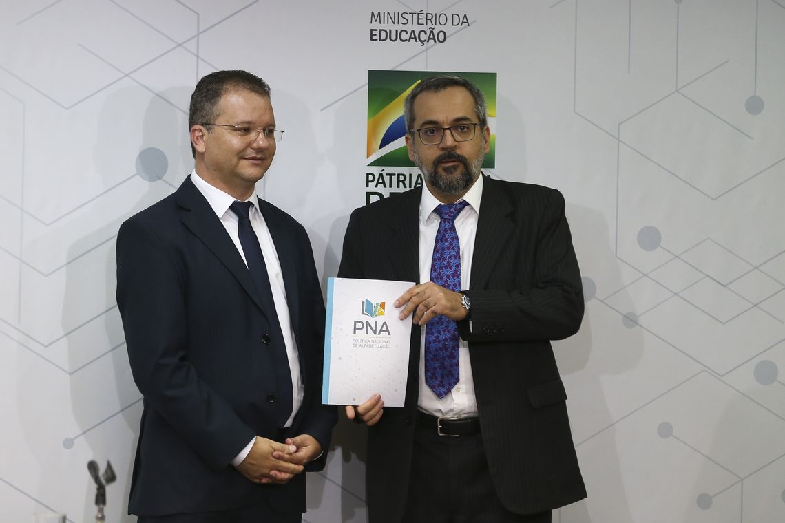 ministro educação