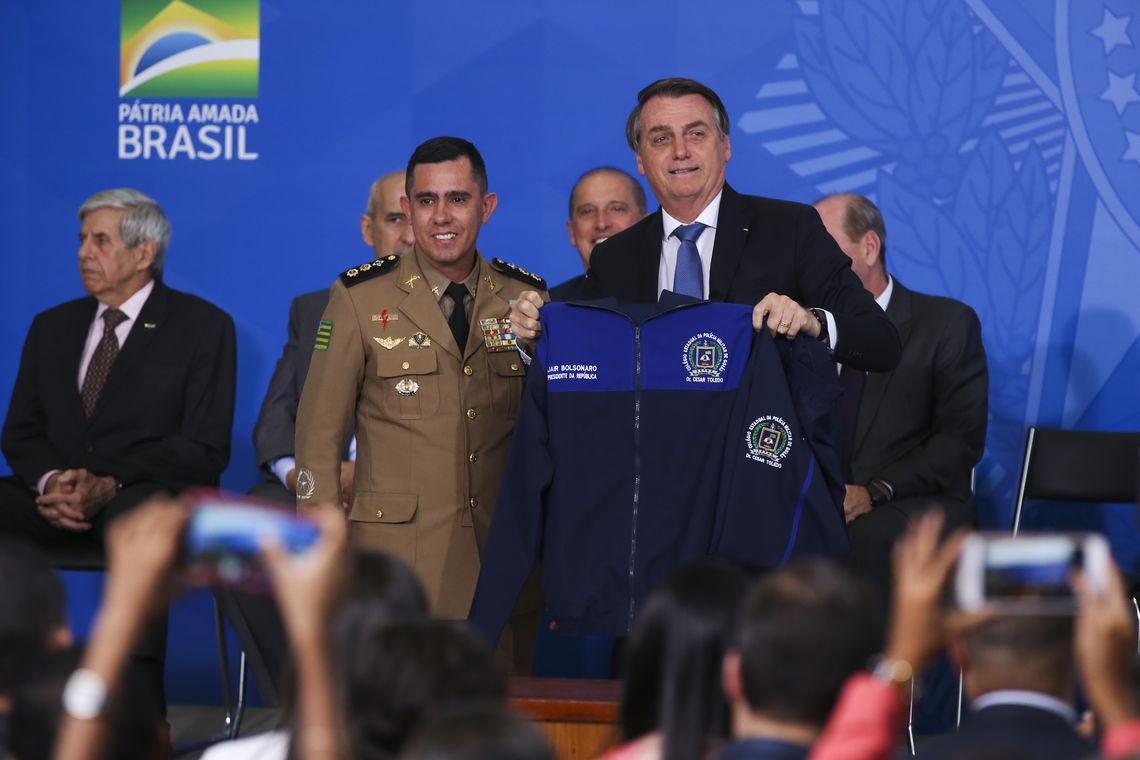 Bolsonaro Escola militar