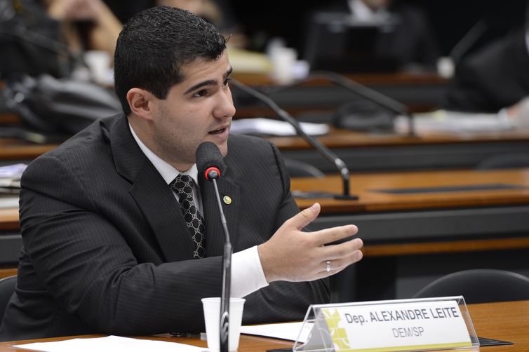 910583-gilbertocarvalho_5