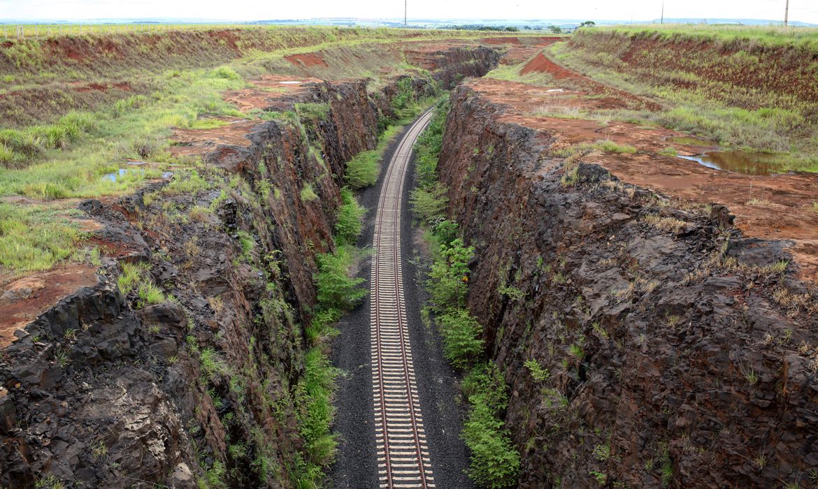 estrada de ferro 1
