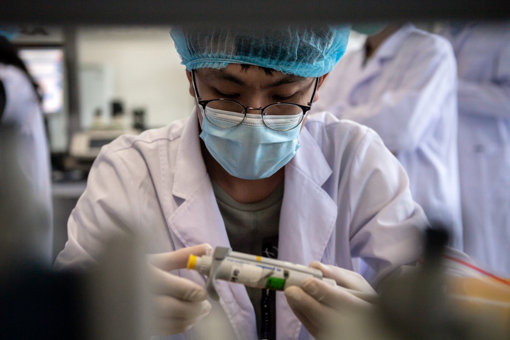 CHINA-HEALTH-VIRUS-ECONOMY
