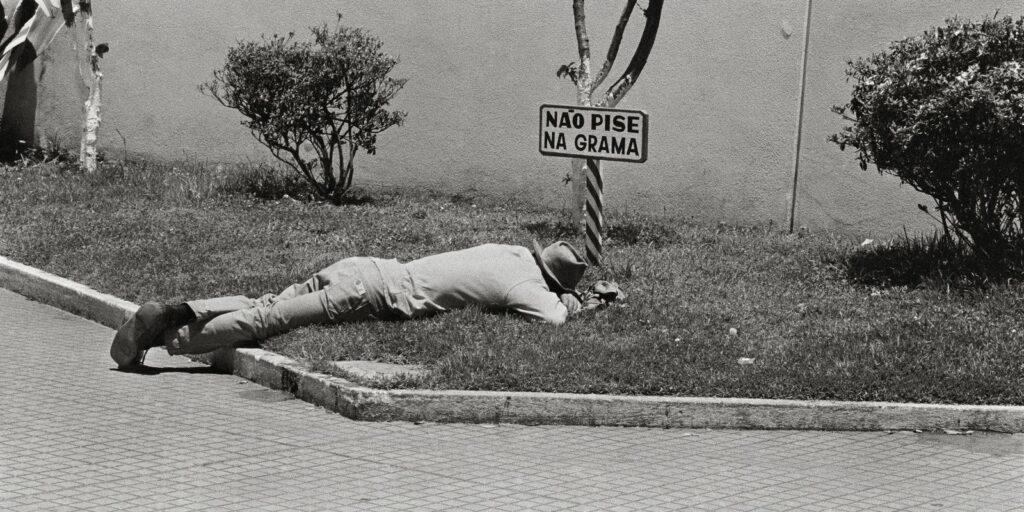 mostra-em-sp-apresenta-afeto-e-humor-da-fotografa-stefania-bril