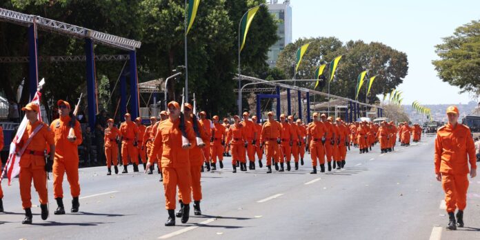 esplanada-pronta-para-a-festa-do-7-de-setembro-em-brasilia