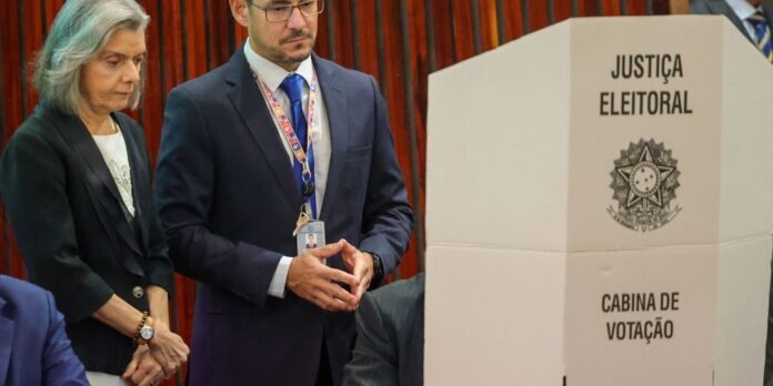 eleicoes-2024:-tse-lacra-sistema-que-sera-usado-em-urnas