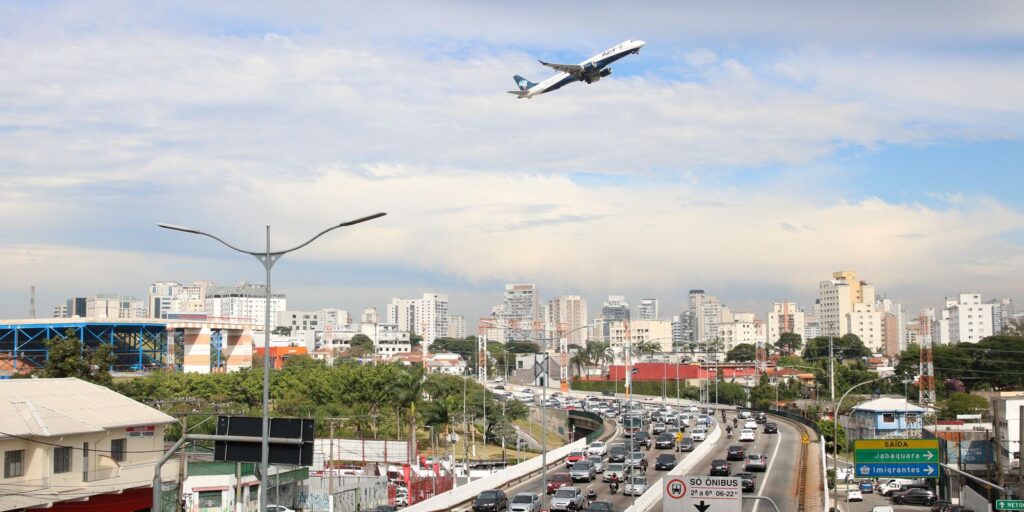 abear-atribui-a-advocacia-predatoria-total-de-processos-no-setor-aereo