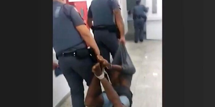 justica-militar-absolve-policiais-que-tinham-levado-homem-amarrado