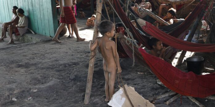 terras-indigenas-sofrem-mais-com-analfabetismo-e-domicilio-precario