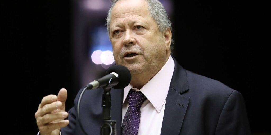 moraes-pede-avaliacao-medica-de-chiquinho-brazao-na-prisao