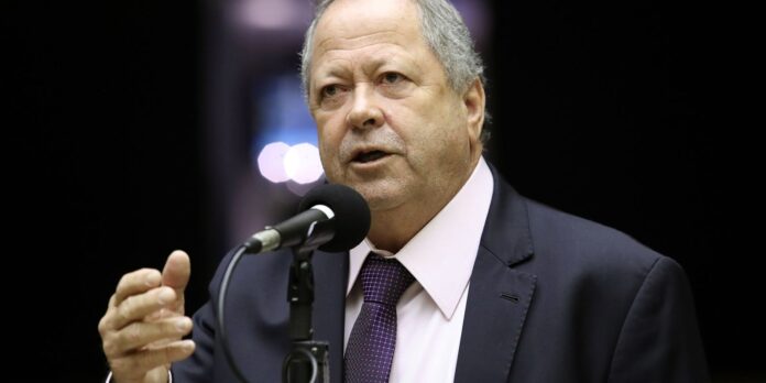 moraes-pede-avaliacao-medica-de-chiquinho-brazao-na-prisao