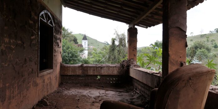 caso-mariana:-dino-proibe-municipios-de-pagar-advogados-no-exterior