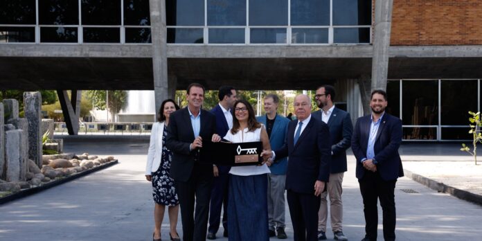 rio:-museu-de-arte-moderna-e-entregue-reformado-para-ser-sede-do-g20