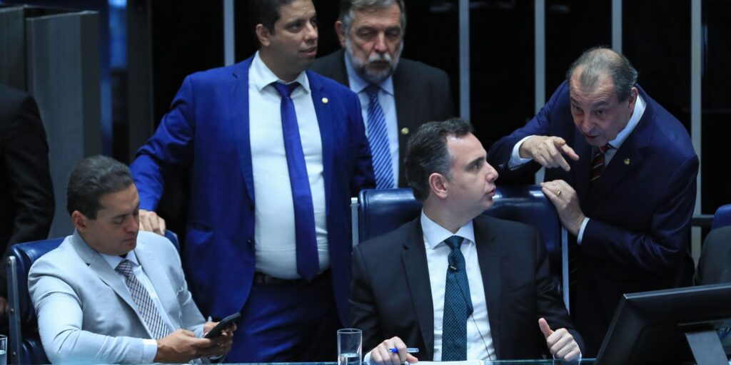 delegacao-brasileira-na-cop29-comemora-aprovacao-de-mercado-de-carbono