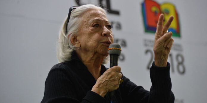 guinness-premia-fernanda-montenegro-por-recorde-de-publico-em-leitura