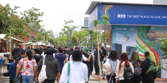 rj:-carro-de-comitiva-ministerial-no-g20-social-e-roubado-e-recuperado