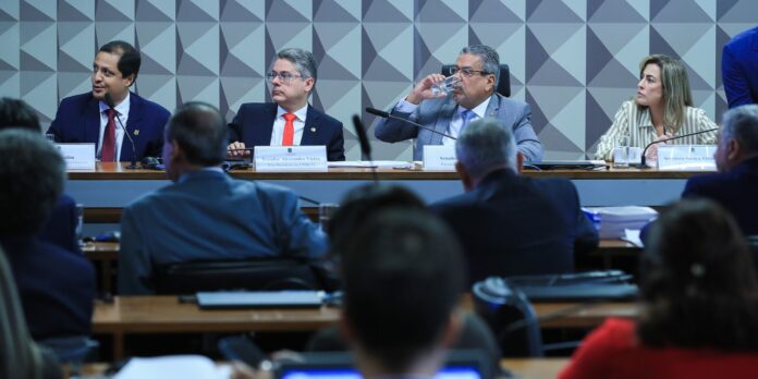 cpi-das-bets-convoca-gusttavo-lima-e-convida-felipe-neto-para-deporem
