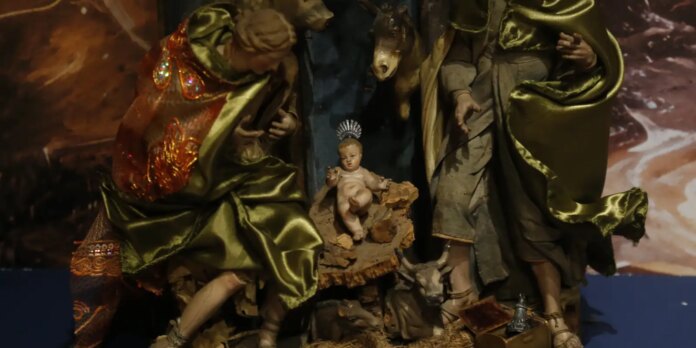 menino-jesus-de-aleijadinho-e-destaque-em-exposicao-de-presepios-em-sp