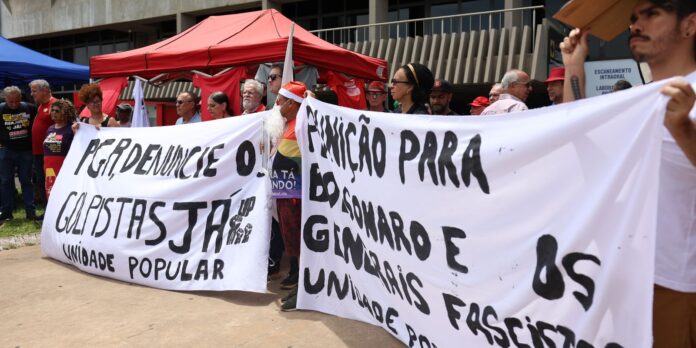 manifestacoes-protestam-contra-anistia-e-retrocesso-de-direitos