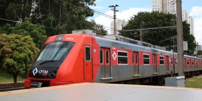 trens-da-linha-11-coral-tem-restricoes-apos-descarrilhamento,-diz-cptm