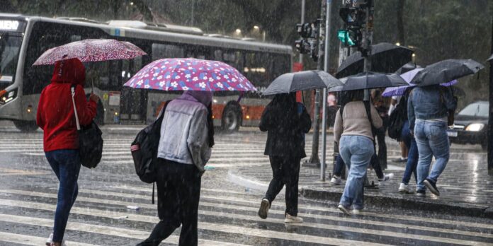 natal-tem-previsao-de-chuvas-fortes-em-quase-todo-o-pais