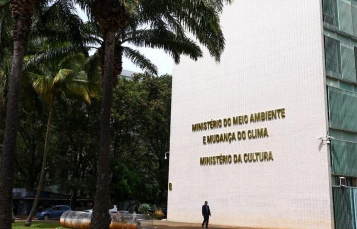 78d6dad7-ee78-4464-a125-e0a06019f850