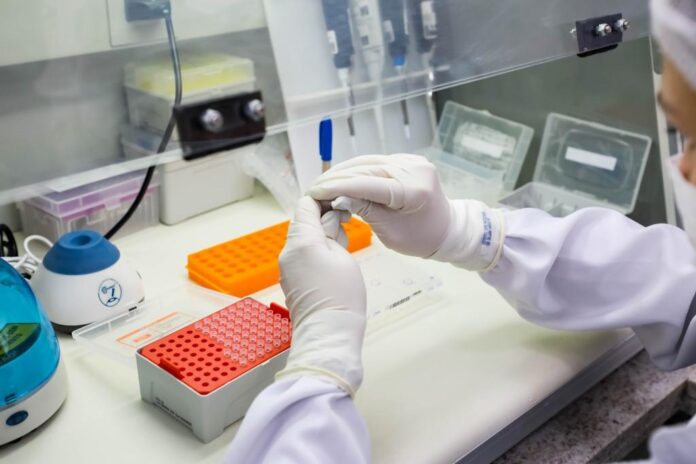 80834e81b3f1379ae9fd622ca4eadb83