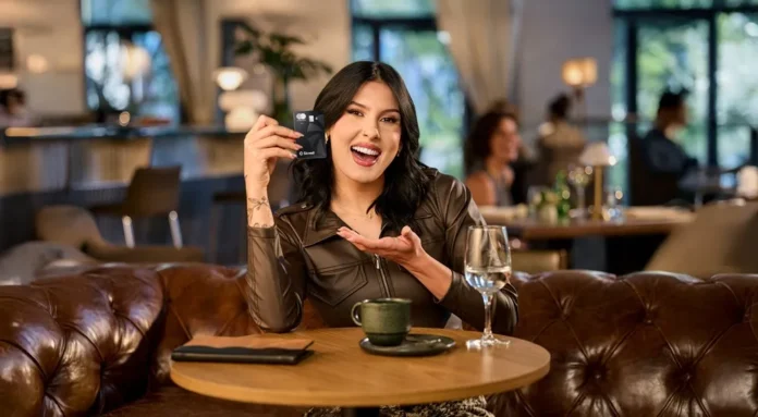 media_produtos_filer_public_thumbnails_filer_public_2025_09_17_sicredi_campanha-sicredi-mastercardblack-ana-castela.jpg__1000x550_subsampling-2