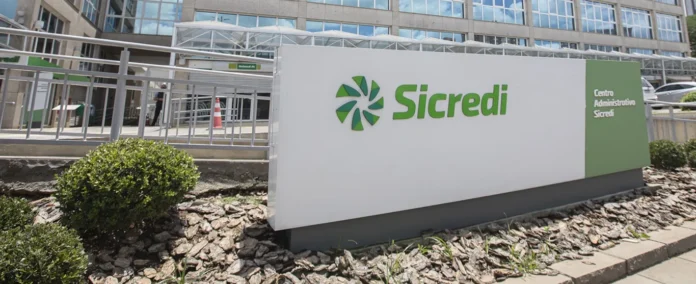 media_produtos_filer_public_thumbnails_filer_public_2025_09_23_sicredi_cas.jpg__1366x558_subsampling-2