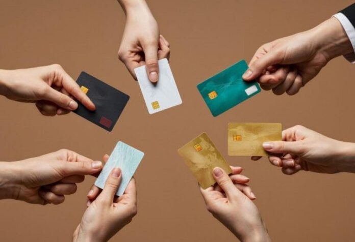 07 OPORTUNIDADE. Mutirão para renegociar dívidas com bancos começa no dia 1º de novembro