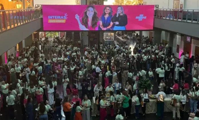 Mais-de-mil-mulheres-se-reunem-em-evento-voltado-ao-empreendedorismo-feminino_p12404_cover_image_resized
