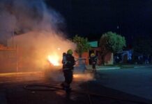 Corpo de Bombeiros combate incêndio em veículo em Lucas do Rio Verde após superaquecimento do motor
