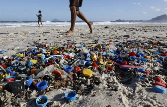 poluição plástico oceano