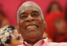 Haroldo Costa, jornalista do samba, morre aos 95 anos