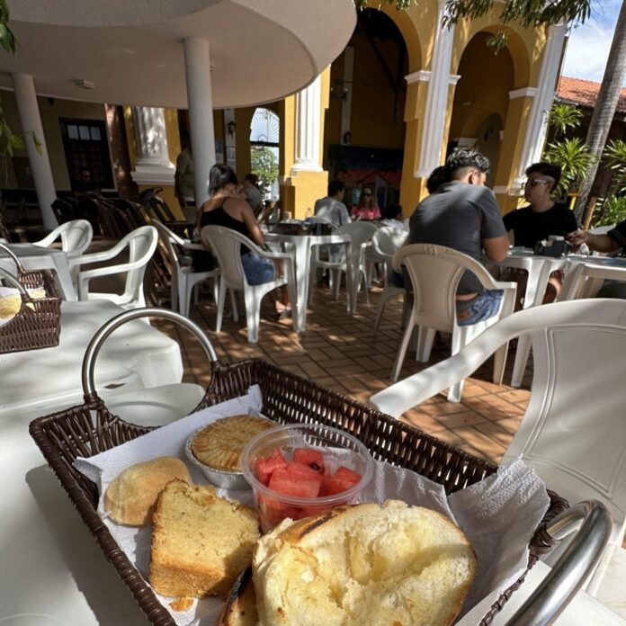 Cafe-da-Manha-no-Arsenal-scaled-e1767894125587-1159x1080