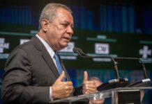 CNI defende debate técnico sobre redução da jornada de trabalho