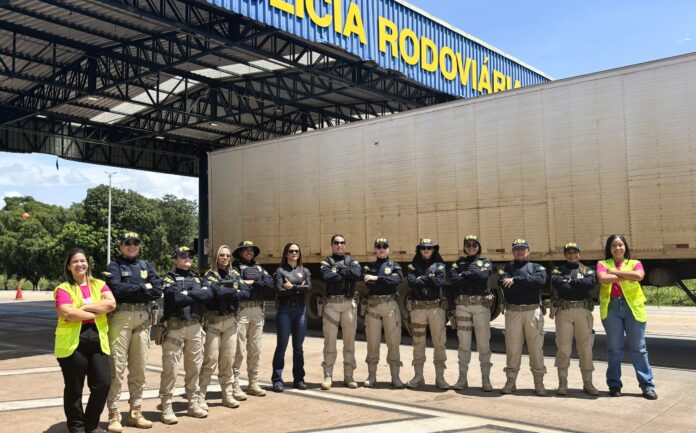 Rosas de Aço - Nova Rota do Oeste