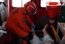 Corpo de Bombeiros socorre duas vítimas de acidentes com motocicletas registrados neste sábado em diferentes municípios