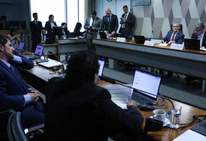 11 CPI do Crime Organizado rejeita relatório final por 6 votos a 4