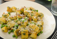 Nhoque de mandioquinha com ricota