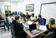 Comissões especiais dão parecer favorável a projetos que extinguem cargos e revogam lei de loteamento em Lucas