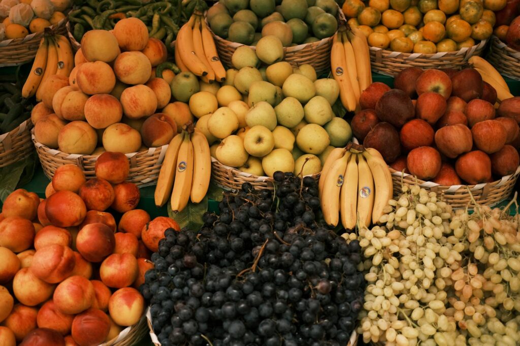 stand on fruit market