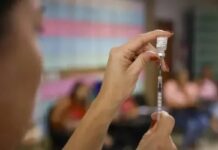 Nova vacina contra pneumonia e meningite começa a ser distribuída no SUS