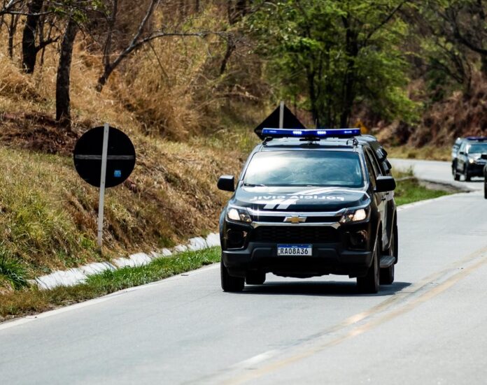 Viatura na estrada 1