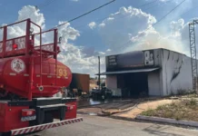Incêndio atinge comércio e causa prejuízos em Lucas do Rio Verde