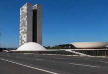 ELEIÇÕES 2026: PL, PT e União concentram 40% do orçamento público para as eleições