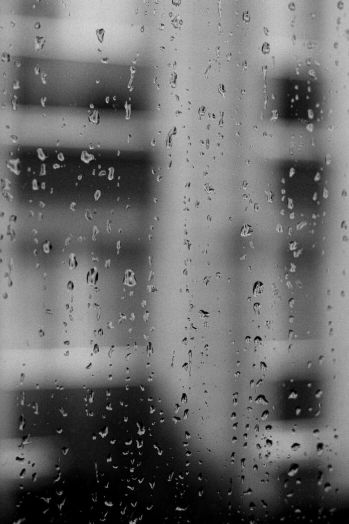 pexels-photo-13225299 raindrops on glass